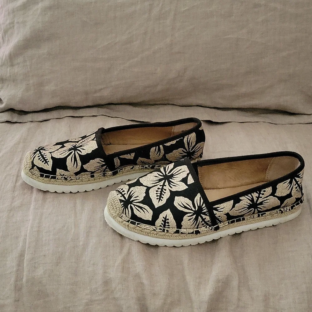 ๐ Host Pick G.H. Bass Women's Madrid Espadrille Blk/gold sparkle slip on 7. - Picture 1 of 12